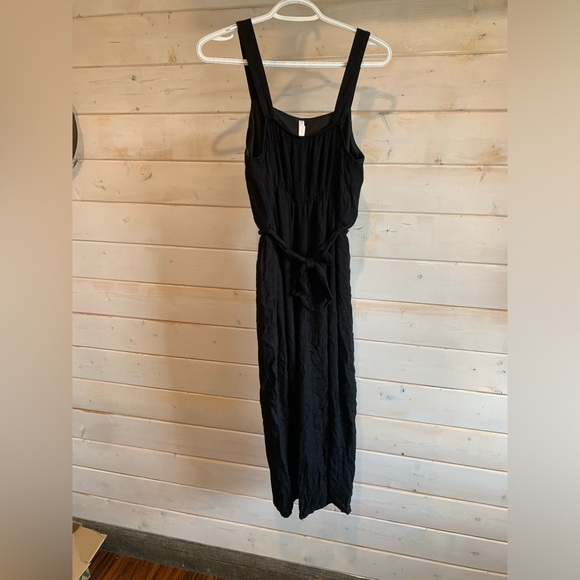 Xhiliration | Black 100% Rayon Jumpsuit - Picture 4 of 5